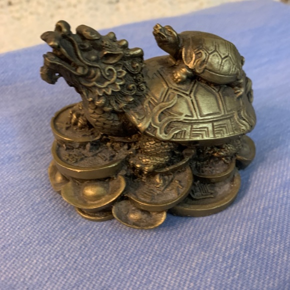 Brass dragon/turtle statue, 2.25 inches high. - Picture 2 of 5